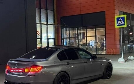 BMW 5 серия, 2011 год, 1 600 000 рублей, 20 фотография