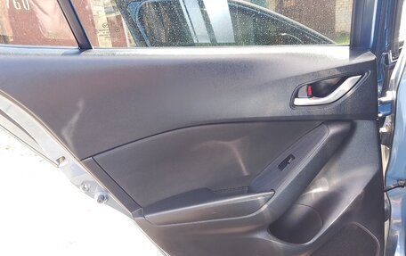 Mazda Axela, 2015 год, 1 300 000 рублей, 21 фотография