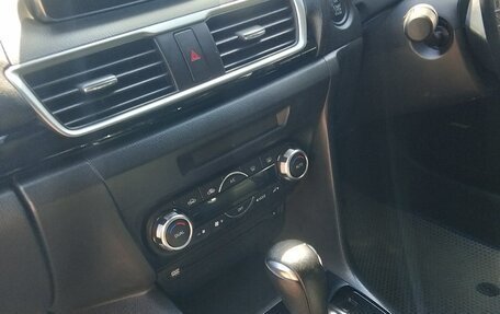 Mazda Axela, 2015 год, 1 300 000 рублей, 16 фотография