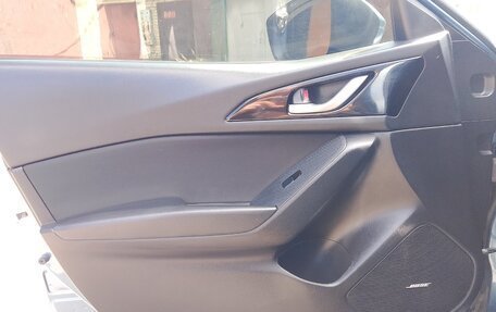 Mazda Axela, 2015 год, 1 300 000 рублей, 20 фотография