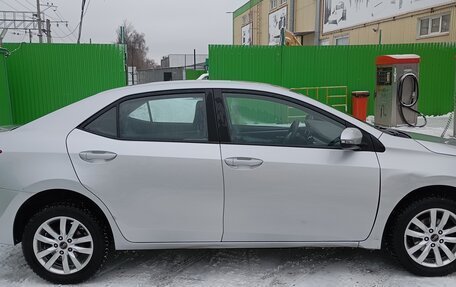 Toyota Corolla, 2015 год, 1 400 000 рублей, 4 фотография