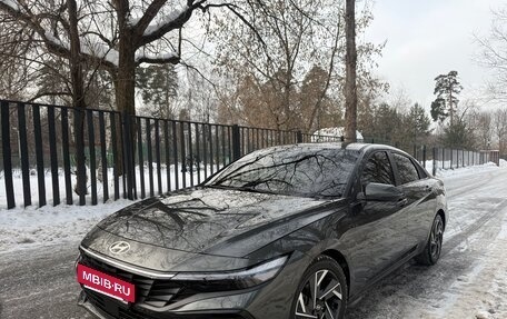 Hyundai Elantra, 2024 год, 2 550 000 рублей, 2 фотография