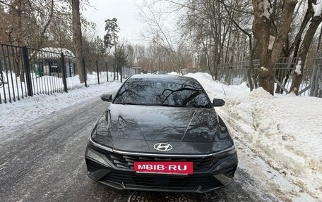 Hyundai Elantra, 2024 год, 2 550 000 рублей, 4 фотография