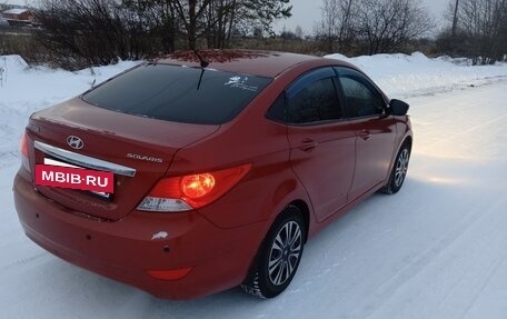 Hyundai Solaris II рестайлинг, 2011 год, 750 000 рублей, 6 фотография