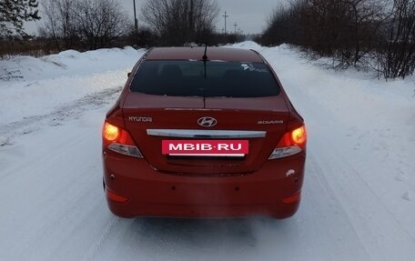 Hyundai Solaris II рестайлинг, 2011 год, 750 000 рублей, 5 фотография
