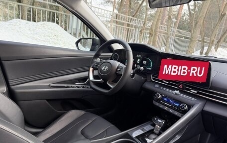 Hyundai Elantra, 2024 год, 2 550 000 рублей, 10 фотография