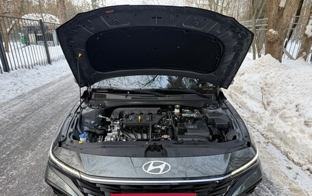 Hyundai Elantra, 2024 год, 2 550 000 рублей, 14 фотография