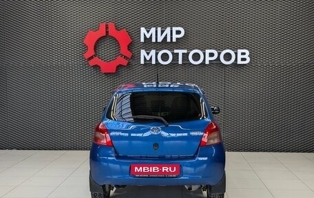 Toyota Yaris III рестайлинг, 2008 год, 699 000 рублей, 5 фотография