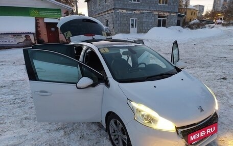 Peugeot 208 II, 2013 год, 810 000 рублей, 4 фотография