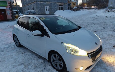 Peugeot 208 II, 2013 год, 810 000 рублей, 14 фотография