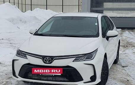Toyota Corolla, 2019 год, 1 870 000 рублей, 2 фотография