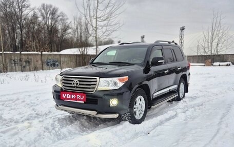 Toyota Land Cruiser 200, 2012 год, 3 800 000 рублей, 8 фотография
