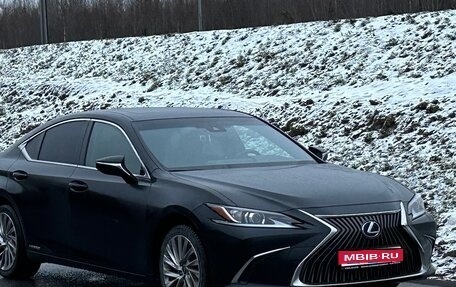 Lexus ES VII, 2021 год, 5 000 000 рублей, 1 фотография