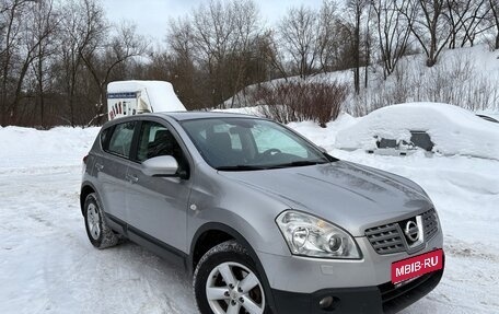 Nissan Qashqai, 2009 год, 1 050 000 рублей, 1 фотография