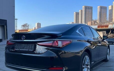 Lexus ES VII, 2021 год, 5 000 000 рублей, 3 фотография