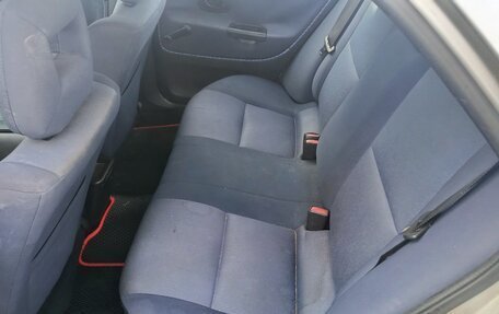 Mitsubishi Carisma I, 2003 год, 145 000 рублей, 3 фотография