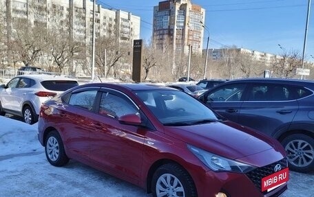 Hyundai Solaris II рестайлинг, 2020 год, 1 750 000 рублей, 2 фотография