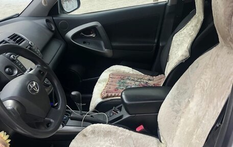 Toyota RAV4, 2011 год, 1 490 000 рублей, 14 фотография