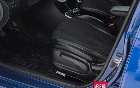 Hyundai Solaris II рестайлинг, 2016 год, 1 000 000 рублей, 13 фотография