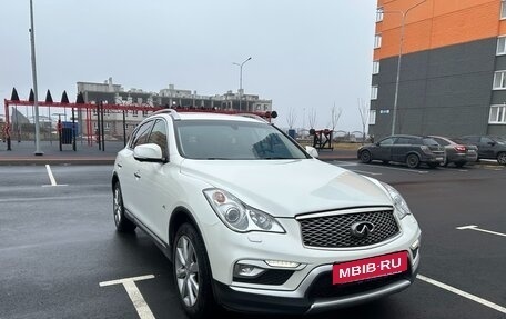 Infiniti QX50 I рестайлинг, 2016 год, 2 400 000 рублей, 3 фотография