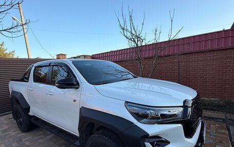 Toyota Hilux VIII, 2023 год, 6 750 000 рублей, 5 фотография