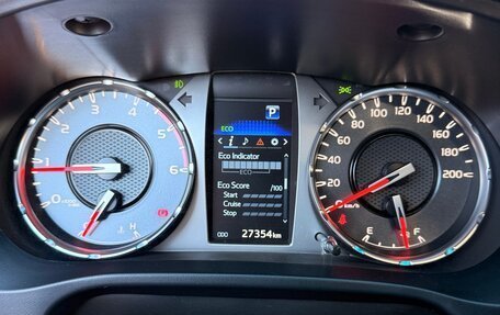 Toyota Hilux VIII, 2023 год, 6 750 000 рублей, 24 фотография