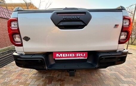 Toyota Hilux VIII, 2023 год, 6 750 000 рублей, 20 фотография