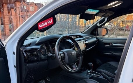 Toyota Hilux VIII, 2023 год, 6 750 000 рублей, 19 фотография