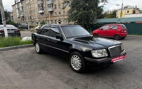 Mercedes-Benz E-Класс, 1993 год, 450 000 рублей, 12 фотография