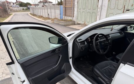 Skoda Rapid I, 2015 год, 540 000 рублей, 8 фотография