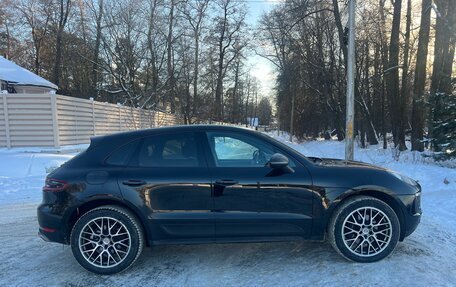 Porsche Macan I рестайлинг, 2018 год, 5 000 000 рублей, 3 фотография