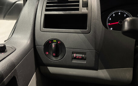 Volkswagen Transporter T5 рестайлинг, 2014 год, 2 250 000 рублей, 20 фотография