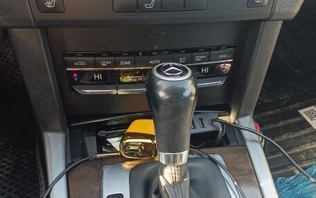 Mercedes-Benz E-Класс, 2011 год, 1 450 000 рублей, 4 фотография