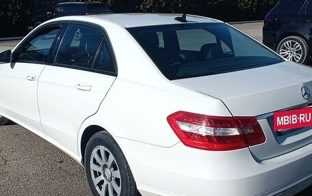 Mercedes-Benz E-Класс, 2011 год, 1 450 000 рублей, 16 фотография