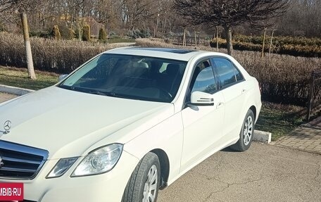 Mercedes-Benz E-Класс, 2011 год, 1 450 000 рублей, 33 фотография