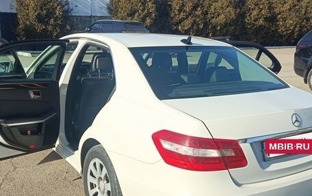 Mercedes-Benz E-Класс, 2011 год, 1 450 000 рублей, 28 фотография