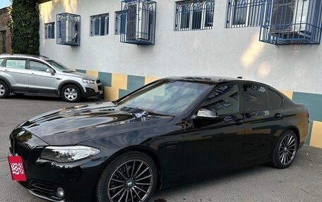 BMW 5 серия, 2013 год, 1 900 000 рублей, 13 фотография