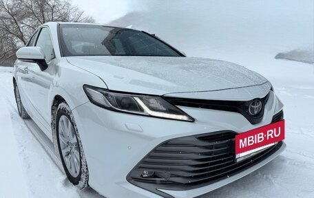 Toyota Camry, 2018 год, 2 689 000 рублей, 8 фотография