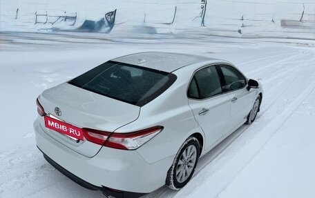 Toyota Camry, 2018 год, 2 689 000 рублей, 13 фотография