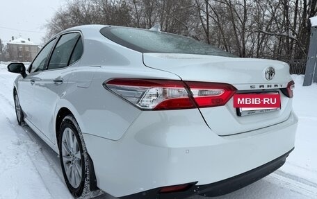 Toyota Camry, 2018 год, 2 689 000 рублей, 17 фотография