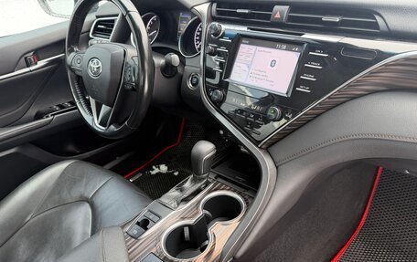 Toyota Camry, 2018 год, 2 689 000 рублей, 34 фотография