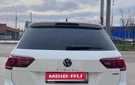 Volkswagen Tiguan II, 2021 год, 3 100 000 рублей, 3 фотография