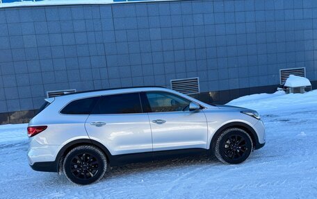 Hyundai Santa Fe III рестайлинг, 2017 год, 2 595 000 рублей, 18 фотография