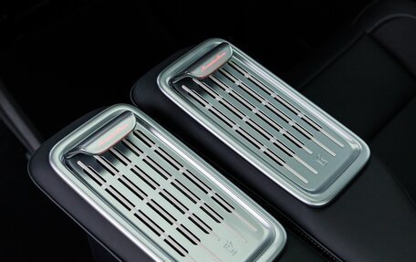 Mercedes-Benz V-Класс, 2026 год, 14 890 000 рублей, 32 фотография