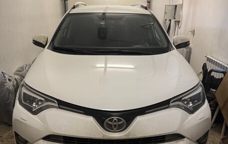 Toyota RAV4, 2018 год, 2 850 000 рублей, 1 фотография