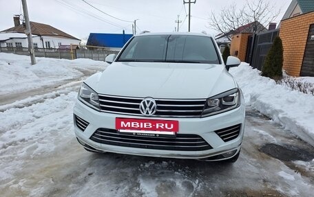 Volkswagen Touareg III, 2016 год, 4 100 000 рублей, 2 фотография