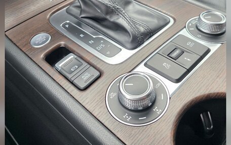 Volkswagen Touareg III, 2016 год, 4 100 000 рублей, 17 фотография