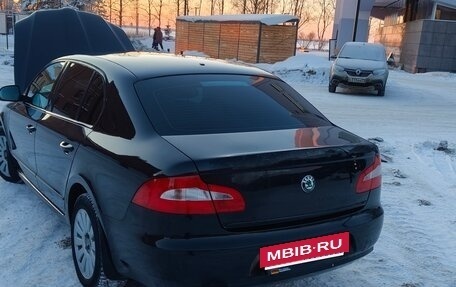 Skoda Superb III рестайлинг, 2012 год, 1 150 000 рублей, 3 фотография