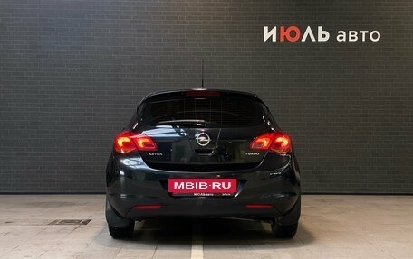 Opel Astra J, 2011 год, 800 000 рублей, 6 фотография