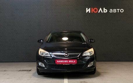 Opel Astra J, 2011 год, 800 000 рублей, 2 фотография